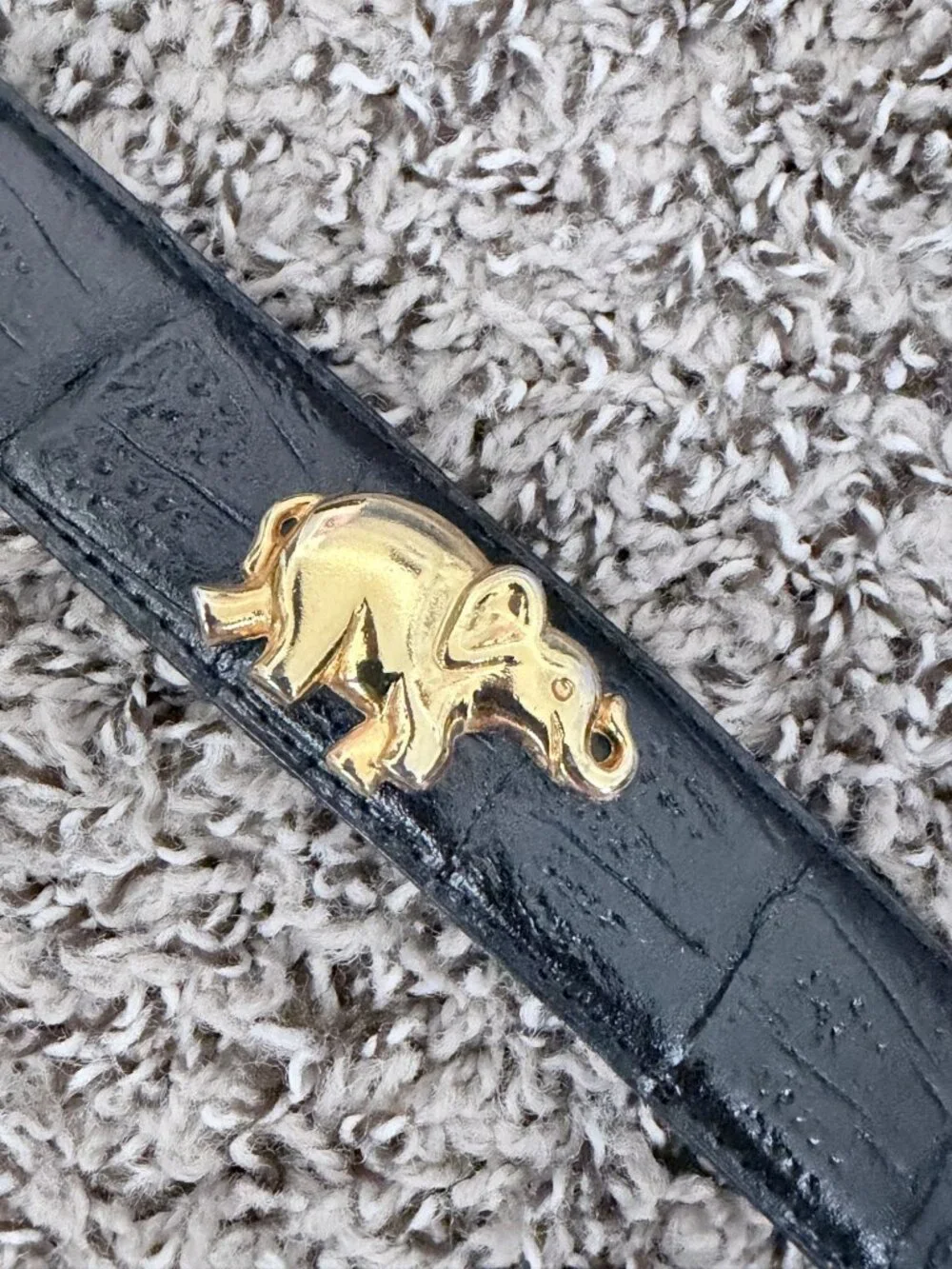 Black Leather Belt With Gold Animal Accents & Textured Design Size Small